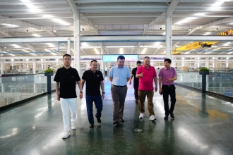 中國(guó)建研院及行業(yè)專家蒞臨良木道門窗集團(tuán)參觀交流，共探門窗行業(yè)高質(zhì)量發(fā)展之路