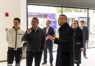 海螺節(jié)能環(huán)保新材料科技股份有限公司到訪良木道門窗集團(tuán)參觀交流